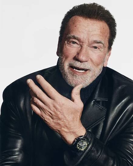 Arnold Schwarzenegger and Danny DeVito on Life and Death