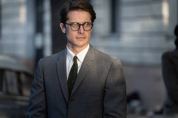 Lucas Bravo Trades Aprons for Dior Suits in Mrs Harris Goes to Paris