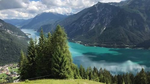 Tyrolsko má mnoho nádherných jezer