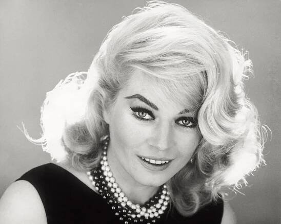 Anita Ekberg fotka