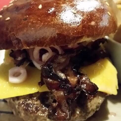 Q BURGER BAR, Jablonec nad Nisou - Restaurant Reviews, Photos & Phone Number - Tripadvisor