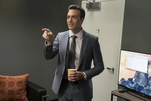 Viceprezident(ka) - Omaha - Z filmu - Reid Scott