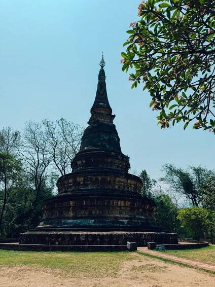 Discover The 5 Best Temples in Chiang Mai for Culture, Photos & Views - Travels by Izzy