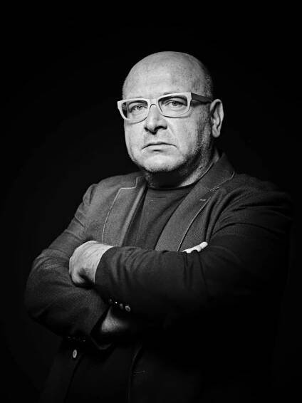 Ručně vyrobený šperk je nejen krásný doplněk, i dobrá investice, říká klenotník