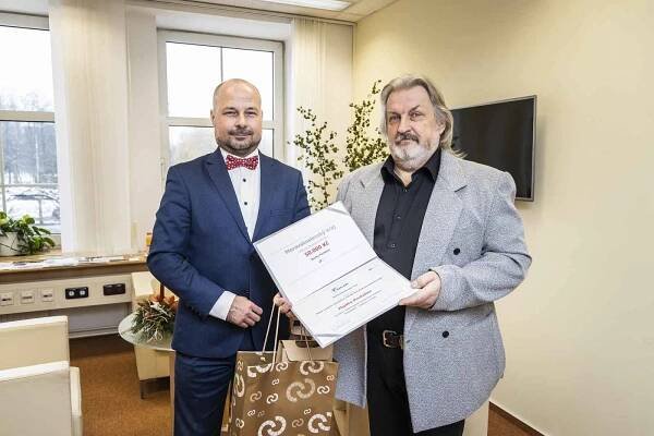 Mistrem tradiční rukodělné výroby Moravskoslezského kraje se stal umělecký kovář Zbyněk Pechál.