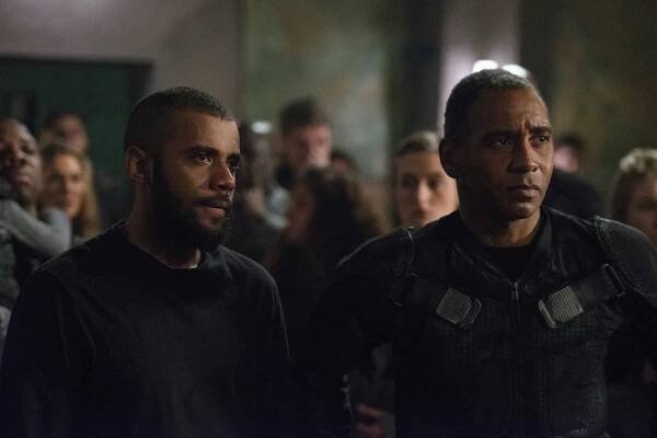 Prvních 100 - The Chosen - Z filmu - Jarod Joseph, Chris Shields