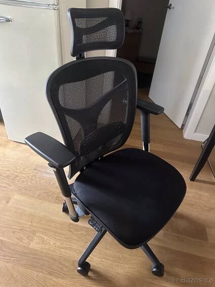 Ergonomická židle Diablo V-Basic – černá