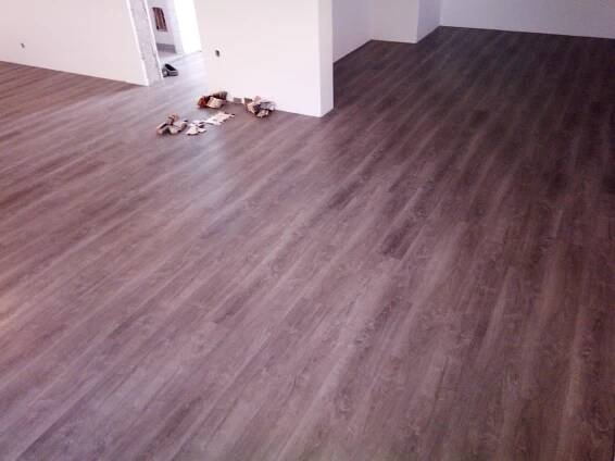 RD Štěnovice - lepený vinyl a schody 150m2 - Vinylové podlahy | Petr Kopelent - PODLAHY - Plzeň