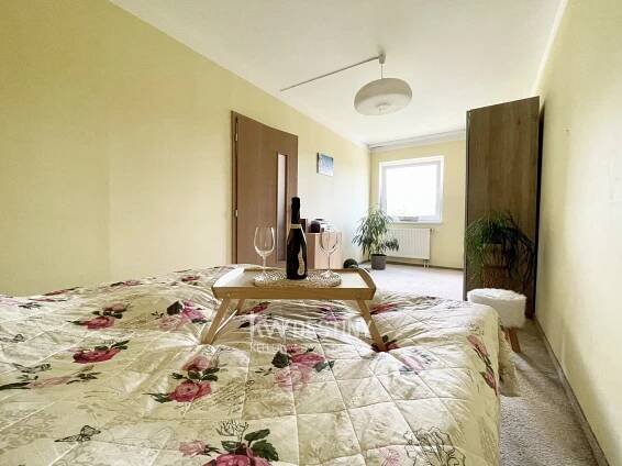 Pronájem bytu 1+1 51 m², Chlumec - Keller Williams