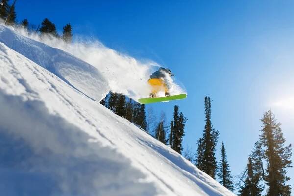 Euro Ski Resorts With Short Transfer Times - Global Playboy