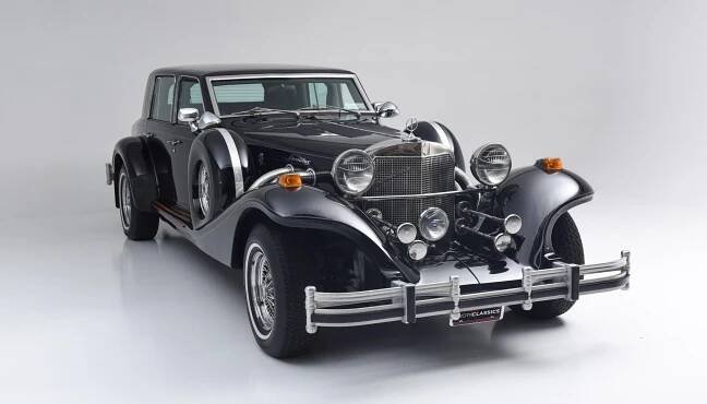Foto: Dva Spykery a 17 Bugatti. Víte, jaká exotická auta jezdí v Česku? Některá se tu i vyrábí