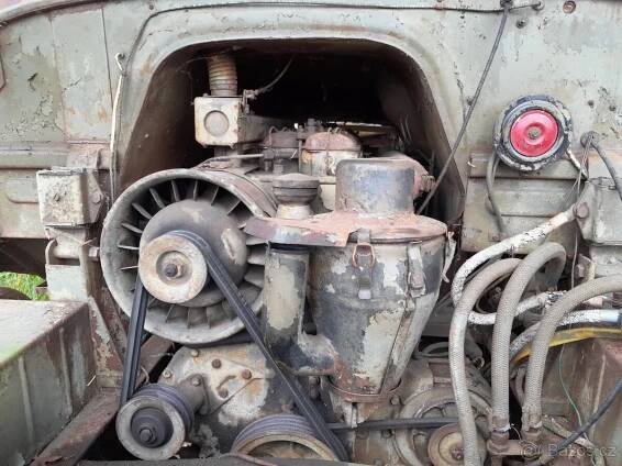 Motor praga v3s - Náchod