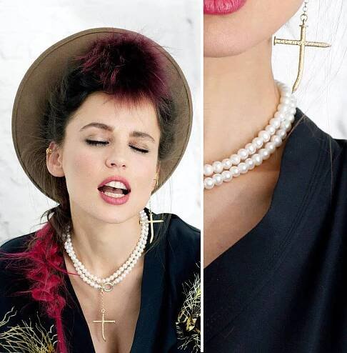 Fotografía de joyas . Modelo Elena Anaya