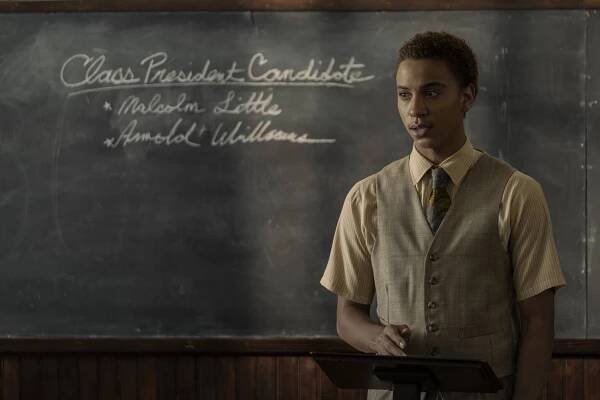 Génius - Formativní léta - Z filmu - Joshua Caleb Johnson