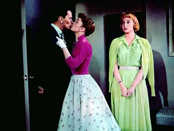 TENDER TRAP, Frank sinatra, Debbie Reynolds, Carolyn Jones, 1955, kiss