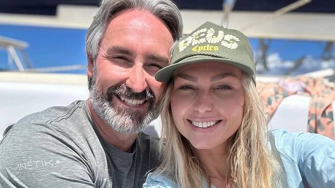 American Pickers star Mike Wolfe’s girlfriend reveals her horrific injuries as she’s hospitalized after car...