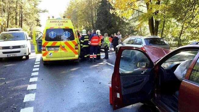 Velká dopravní nehoda u Toužimi uzavřela hlavní tah na Karlovy Vary | Krimi Plzeň