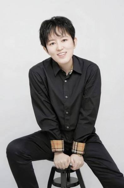 Yiwen Cao
