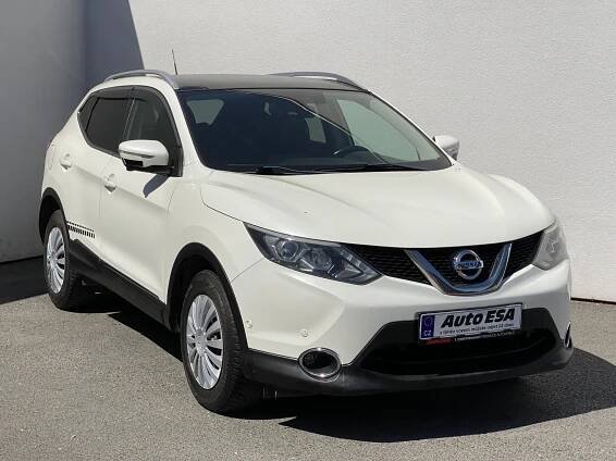 Nissan Qashqai, r.v. 2014 - prodej, bazar