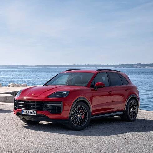 2025 Porsche Cayenne GTS Joins the Party with 493 HP and $127K Base Price