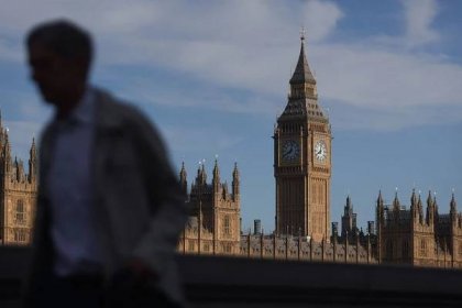 UK May Relax Rules on Council Asset Sales to Avert Bankruptcies