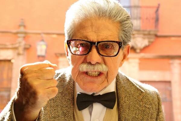 Un padre No Tan Padre - Z filmu - Héctor Bonilla