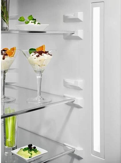 ELECTROLUX 800 Cooling 360 LNT7ME36X3