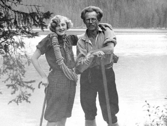 Soubor:Otakar Štáfl, Vlasta Štáflová, Štrbské pleso (cropped).jpg – Wikipedie