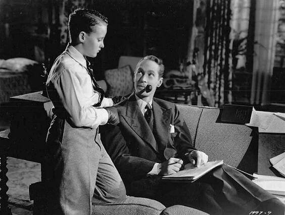 The Hour Before the Dawn - Z filmu - David Leland, Franchot Tone