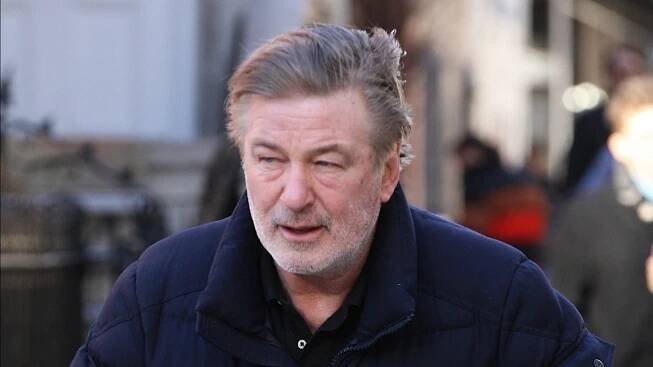 Baldwin se soudu za smrt kameramanky nevyhne, byl znovu obviněn