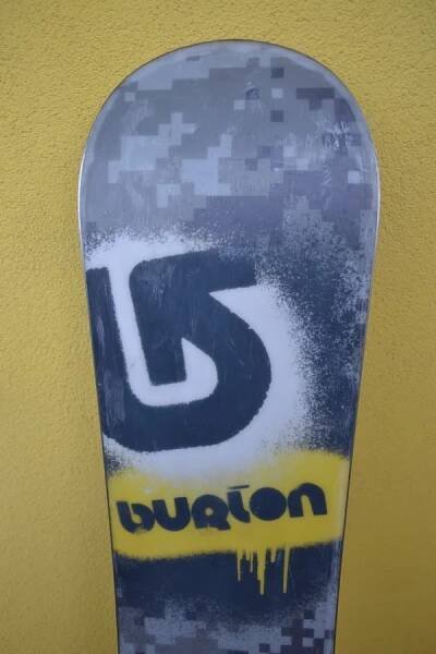 Rodina, Děti, Spacák, Výlety, Cyklistika,Turistika, Kolo, Koloběžka, Foto, prodej, bazar, přilba | Snowboard 126 cm