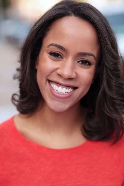 Caroline Martin Headshot (2) – Caroline Martin