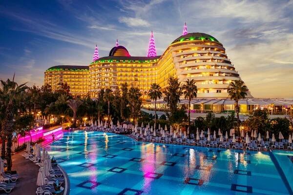 Rezort Delphin Imperial Lara 5*