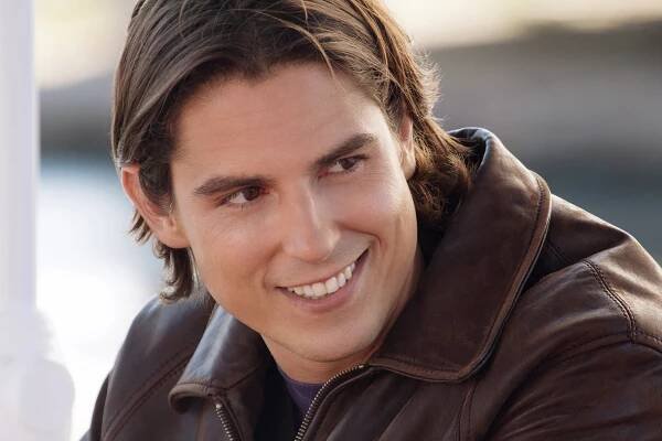 24-enigmatic-facts-about-sean-faris