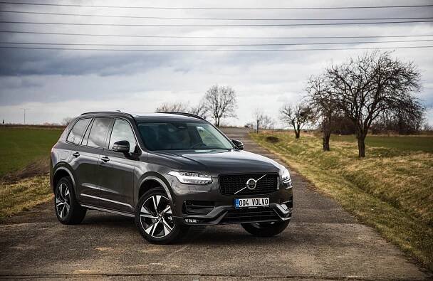 Na vlně pohodlí a bezpečí: Volvo XC90 vás naučí nespěchat a život si vychutnávat