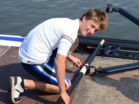 Adam dostal za bronzovou medaili z mistrovství loď