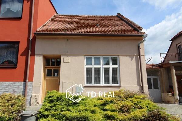Prodej  rodinného domu 80 m², pozemek 426 m², Legionářská, Újezd u Brna