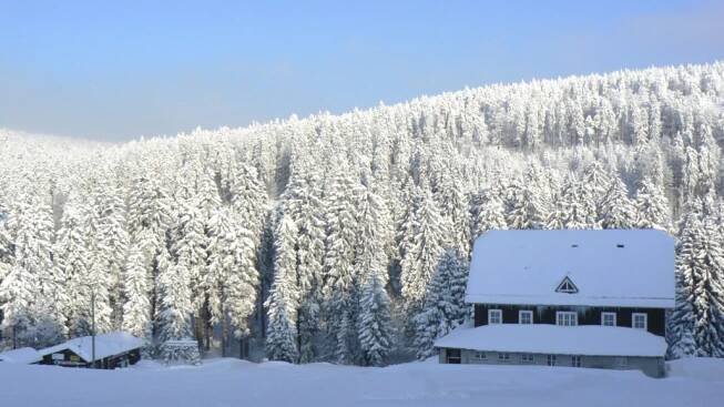 Skidestne.cz – Skiareál Šerlišský mlýn Deštné v Orlických horách