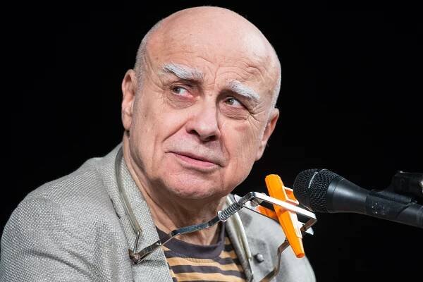 FOTO: Ivan Mládek pobavil v českolipském divadle