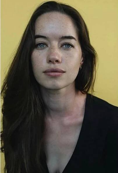Anna Popplewell po letech.