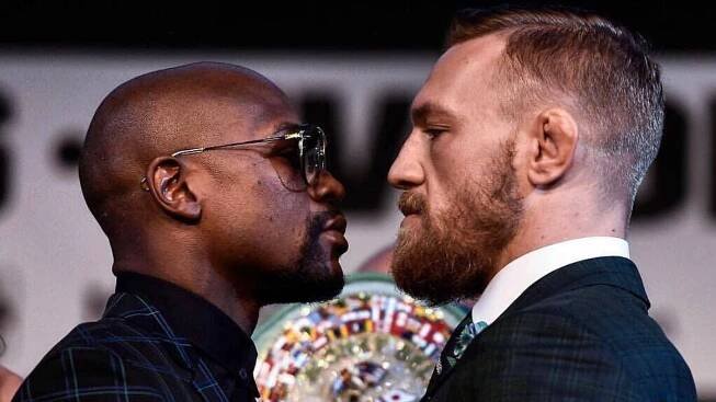 Opravdu bude odveta? Floyd už si zkouší prostředí v oktagonu!