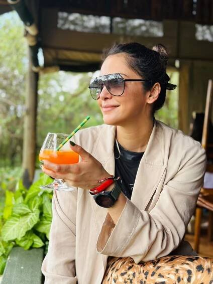 Isha Koppikar Shares Glimpses From her Vacation in Africa - Rajesh Kumar