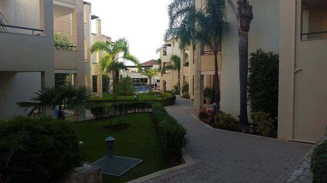 Creta Palm Parking: Pictures & Reviews - Tripadvisor