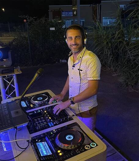 DJ et animateur événementiel à Avignon - Réservez un DJ