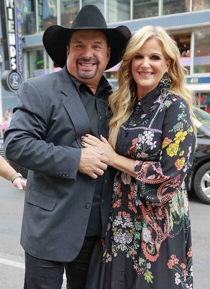 Garth Brooks Trisha Yearwood nashville 08 21 24