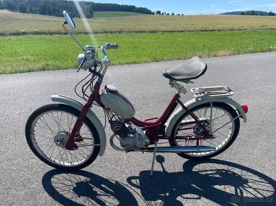 Prodám moped stadion s 11 ušák