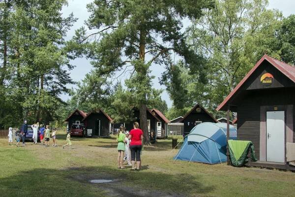 Holiday Camp Staré Splavy • Ubytování v chatkách