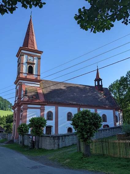 Soubor:Machov - kostel sv. Václava (stav červen 2024) (1).jpg – Wikipedie