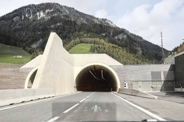 Obrazem: 2100 km do Chorvatska a zpět. Vyzkoušeli jsme dvě cesty přes Rakousko