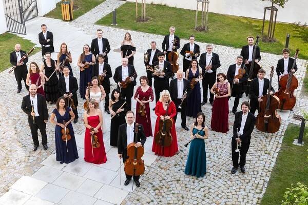 Sólo pro flétnu. Jihočeští filharmonici s díly Iberta, Blocha a Gounoda